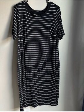 AVA & VIV T-shirt dress black and white stripes